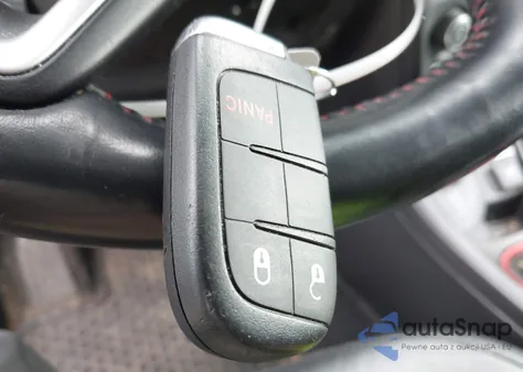 2019 Jeep Compass Trailhawk 4X4 z USA, uszkodzony, nr VIN 3C4NJDDB2KT671066